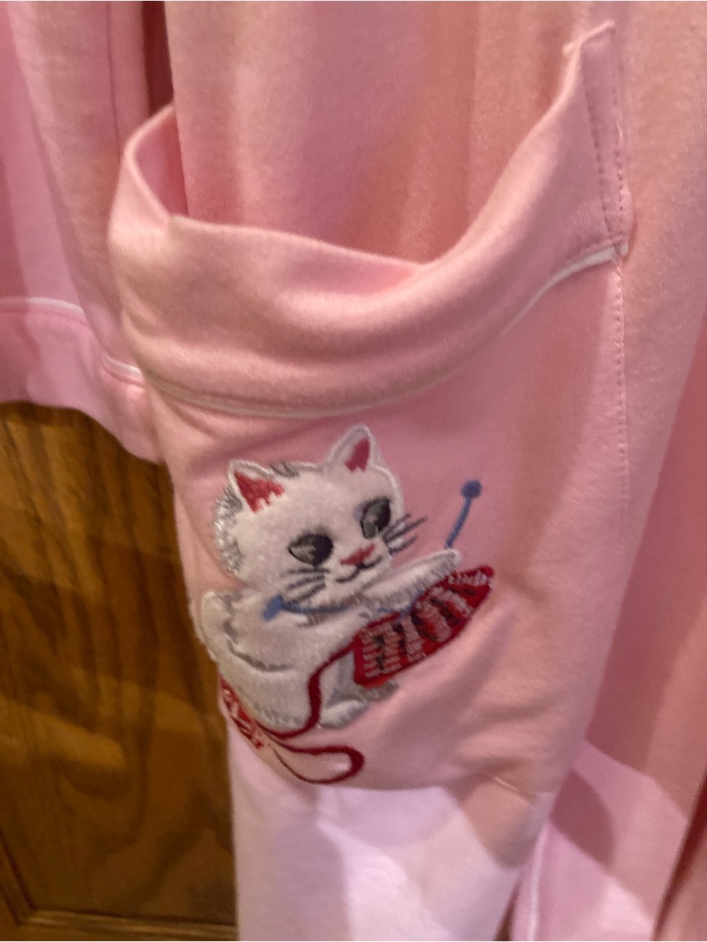 Nick & Nora Womens S/M Curious Kitten Pink Kitty Days Pajama Robe
NWT - Picture 3 of 6
